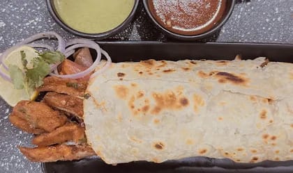 Chilli Potato Roll
