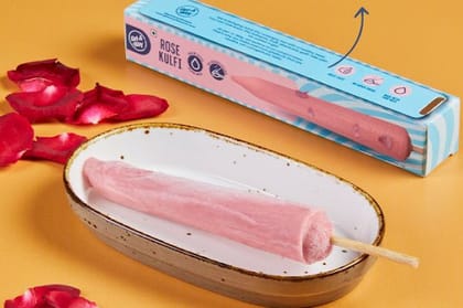 Rose Kulfi [1 Stick]