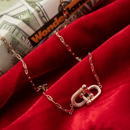 Rosegold Zirconia Intwined Magnets Necklace