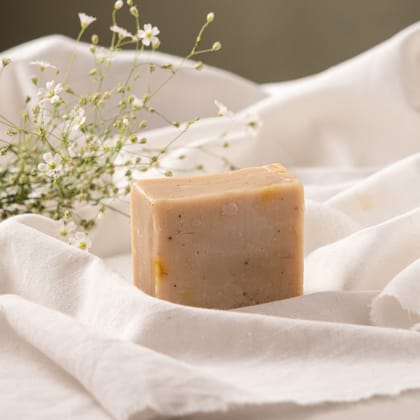 Natural Handmade Kumkumadi Face Wash Soap - Saffron and Jasmine-100