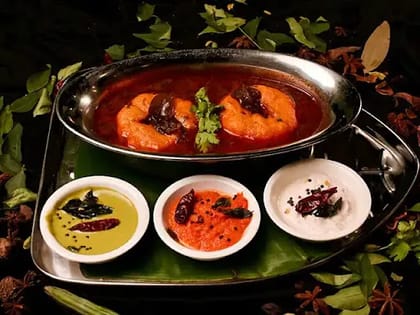 Rasam Vada Dipped (2 Pcs)