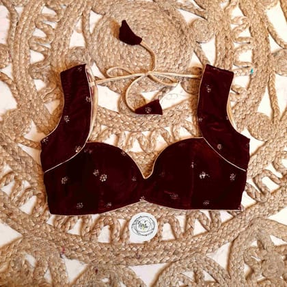 BROWN VELVET SLEEVELESS  BLOUSE - 32 SIZE-32 / BROWN