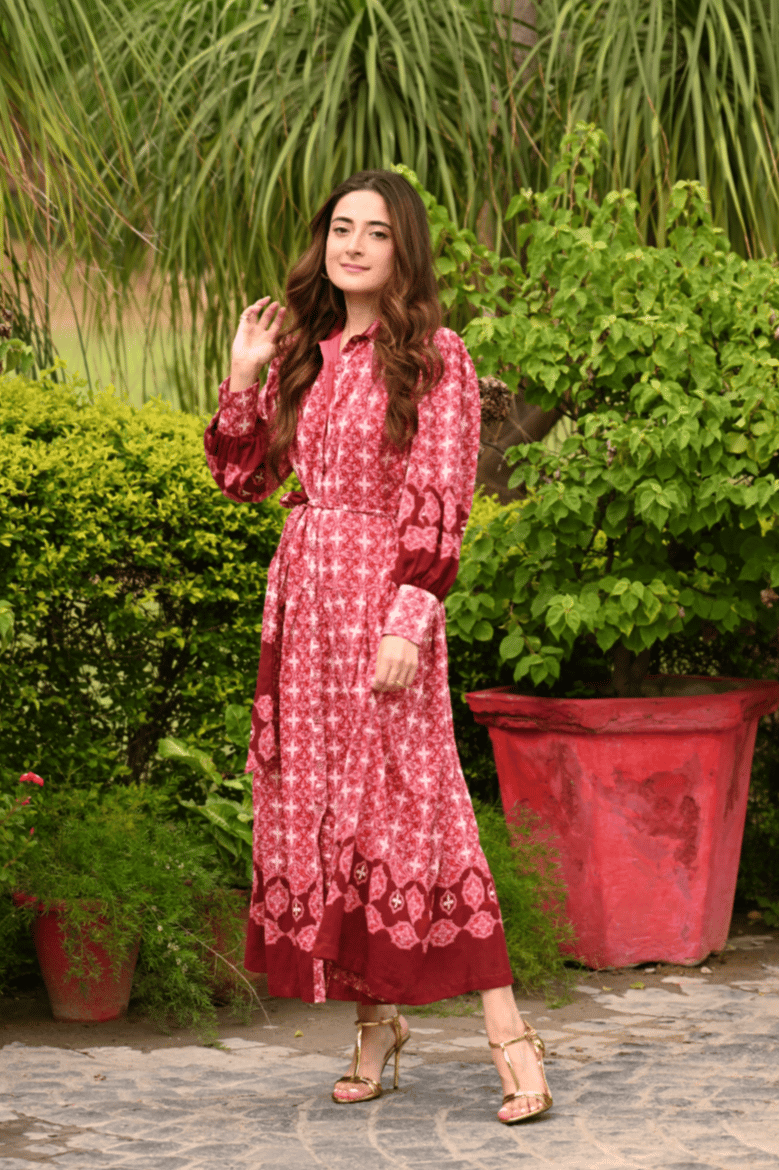 Lyra Relaxed Fit Dress-Maroon / XS