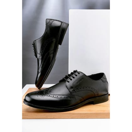 RedTape Men Black Brogue Shoes