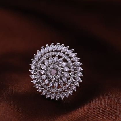 Gossip Glamorous Grandeur Ring