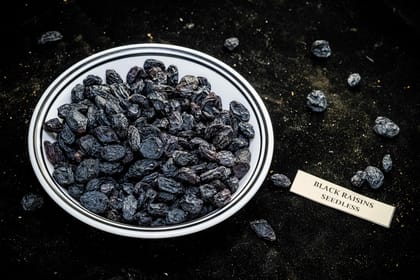 Havenuts Black Raisins Seedless - 100 gram