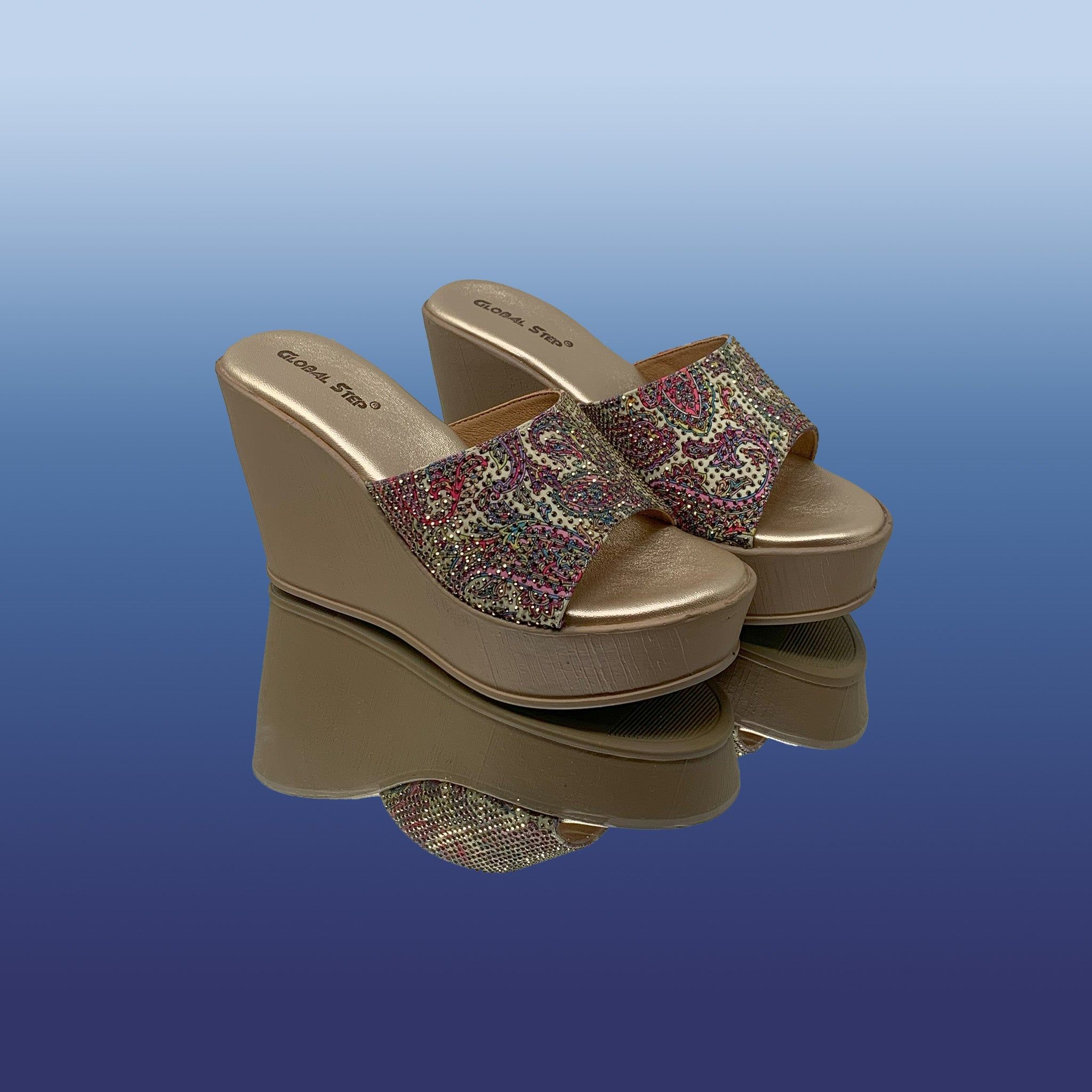 Bling-y party-wear wedges-Gold / 39