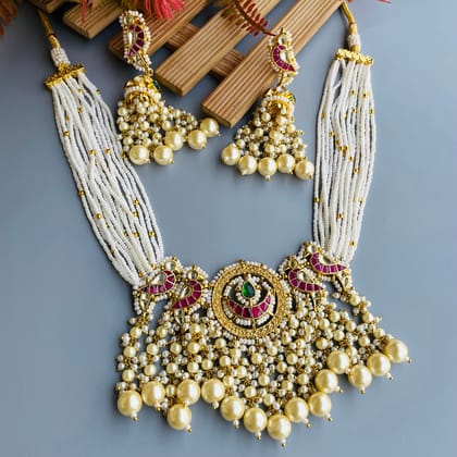 Nayaab Chandni Polki Neckpiece