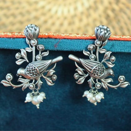 Silva Sutra Bird Earrings