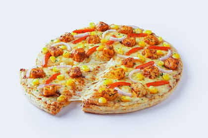 Tandoori Paneer Tikka Medium Pizza (Serves 2)