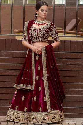 EXCLUSIVE WEDDING WEAR LEHENGA CHOLI