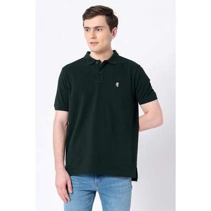 Red Tape Men's Forest Green Solid T-Shirt