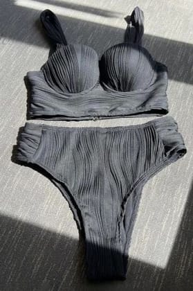 Black Bikini with Wavy Texture M