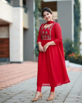 Georgette Silk Embroidery Work Kurti With Dupatta-M / Red