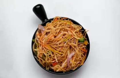 Veg Singapuri Noodles