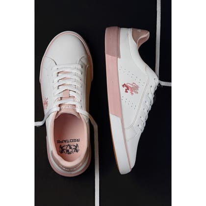 Red Tape Women White/Pink  Sneakers