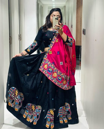 Navratri Special Gamthi Work Black Color Lehenga Choli-M