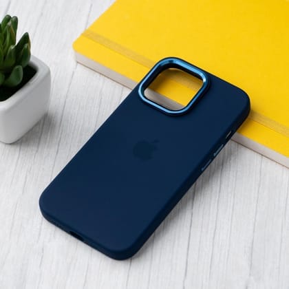 iPhone 13 Pro Back Cover / Silicone Luxury Protective Case-Deep Navy