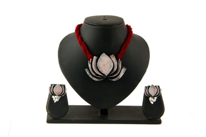 Lotus Necklace