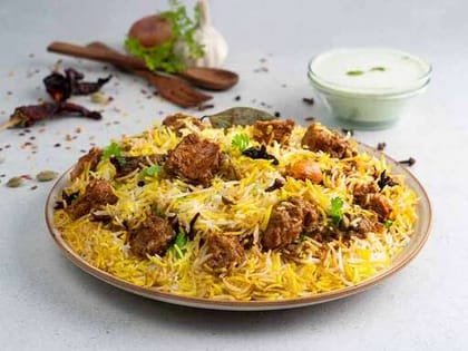 Hyderabadi Spicy Mutton Biryani (Boneless) (Serves 1).