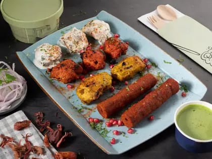 Party Platter Non-Veg [16Pcs.]