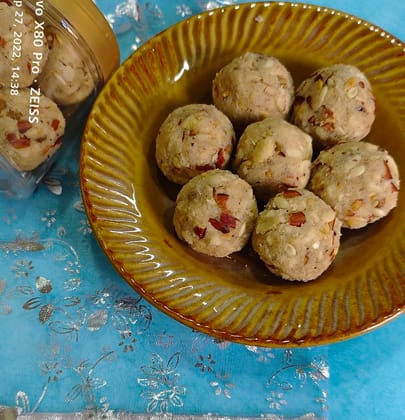 Khoya dryfruit Panjiri Laddoo 250 g