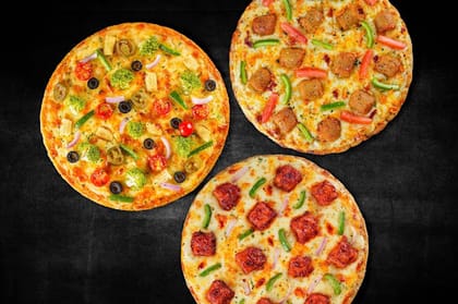 3 Veg Medium Pizzas