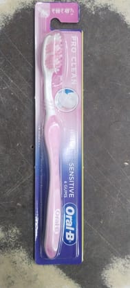 Oral B pro clean toothbrush 