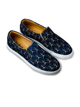 Men Printed Canvas Slip-On Sneakers