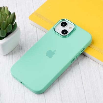 iPhone 14 Back Cover / Silicone Luxury Protective Case-Emerald Green