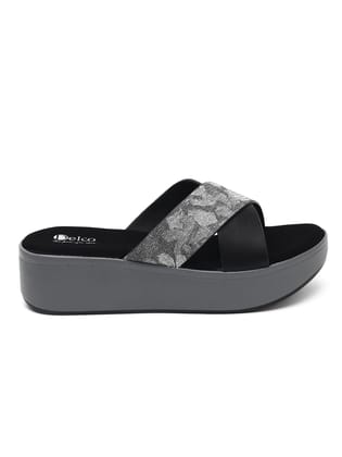 Chic Comfort Platform Slip-Ons-40 / BLACK