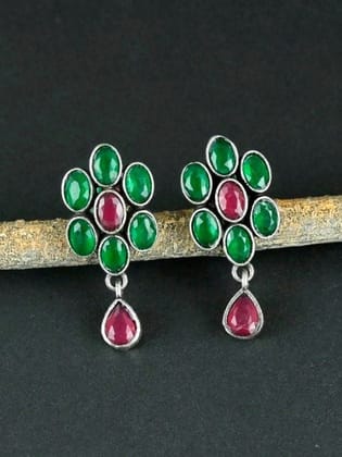 Brass Oxidised Stone Stud Earrings for Casual Wear | Sarichka-Green+Red