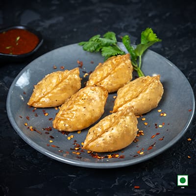 Veg Pahari Fresh Fried Momo