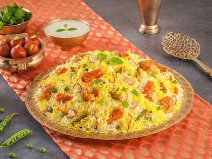 Subz-e-Biryani (Dum Veg Biryani - Serves 4-5)