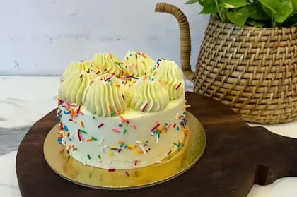 Eggless Vanilla Cake [500 G]