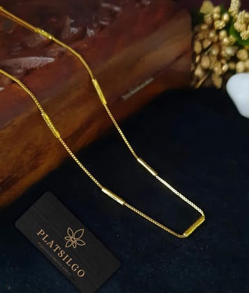 Elegant Gold Bar chain