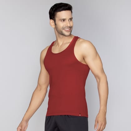 Nova Round Neck Racer Back Vest Rio Red S