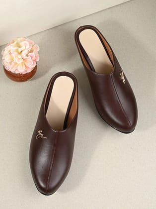 Footloose Brown Women's Mules - None