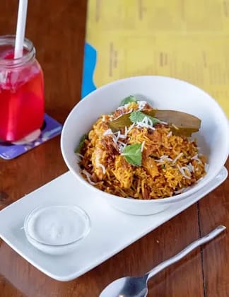 Chicken Cafe Delhi Heights Tawa Biryani