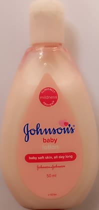 Johnson baby lotion helps nourish baby skin for 24H with coconut oil 50 ml