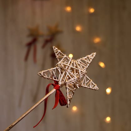 Wooden Chooral Star wands | Christmas Decor-