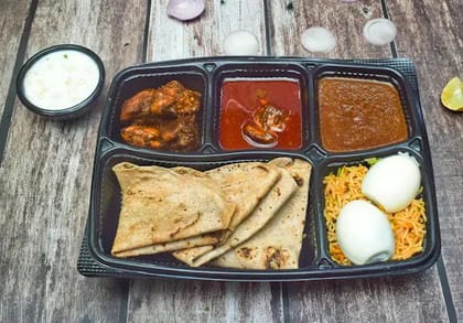 Special Chicken Thali