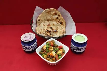 Homestyle Mixed Veg Combo [Serves 1]