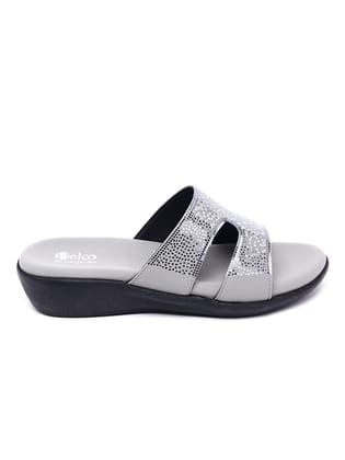 ALL day Comfort: Delco's Platform Chappal-39 / GREY