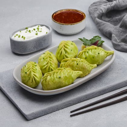 The Wow Darjeeling Fried Veg Momos With Momo Chutney