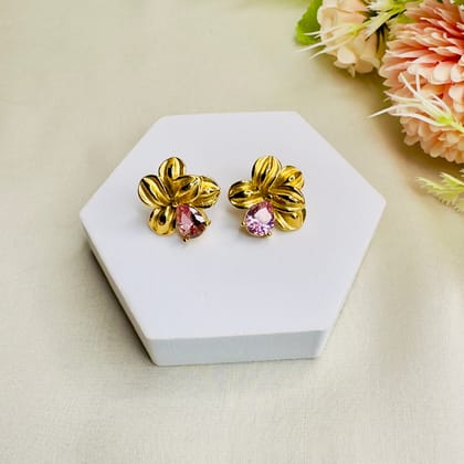 Stainless Steel 18K Gold Plating Floral Studs-Pink