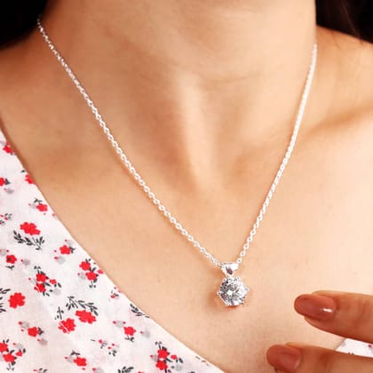 COLTON NECKLACE
