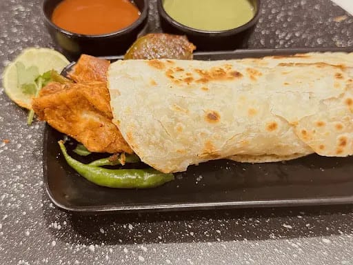 Chilli Paneer Roll.