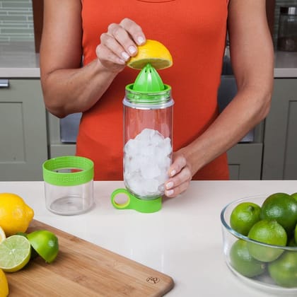 2414 CITRUS JUICER BOTTLE  INSTANT JUICE SPORTS BOTTLE  JUICE MAKER INFUSER BOTTLE