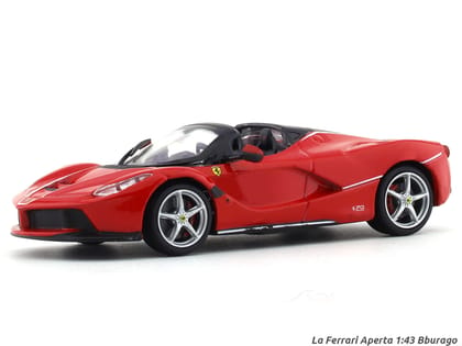 LaFerrari Aperta Red 1:43 Bburago Signature diecast scale model car